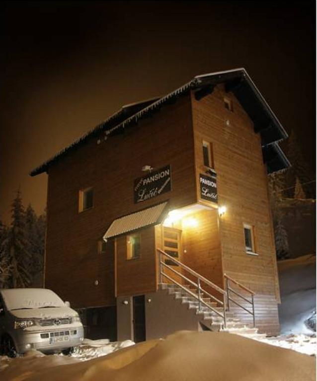Guesthouse Lucic ยาโฮรินา ภายนอก รูปภาพ